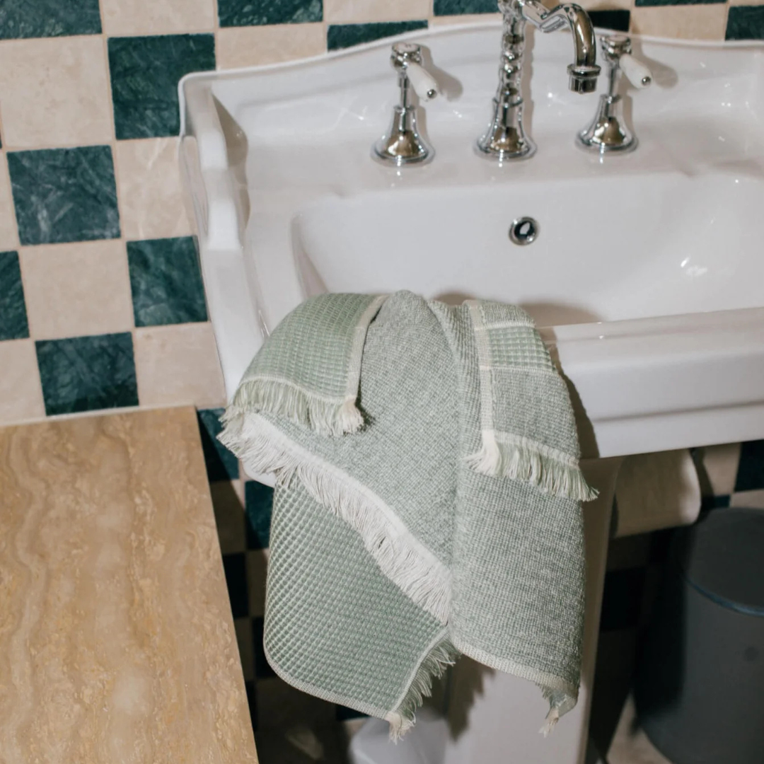 Bathroom Essentials | Exclusive Bundle ??? No.2 Co